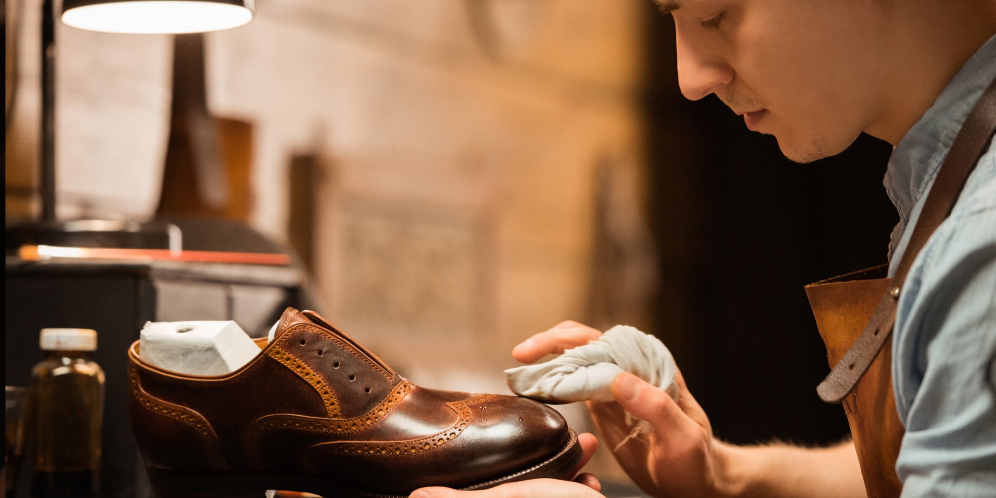 blog-perfects Professional shoe stretching service for tight leather shoes